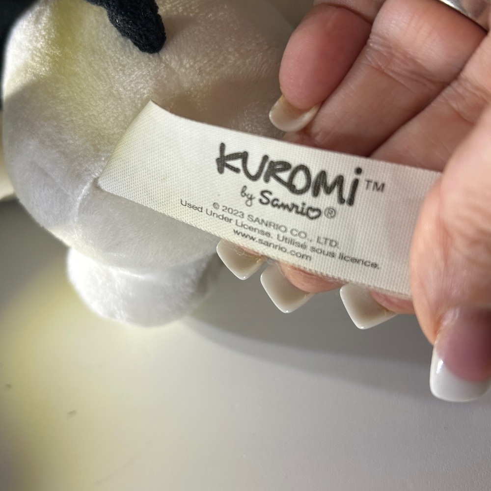 2023 Sanrio Kuromi Plushie - Picture 5 of 8